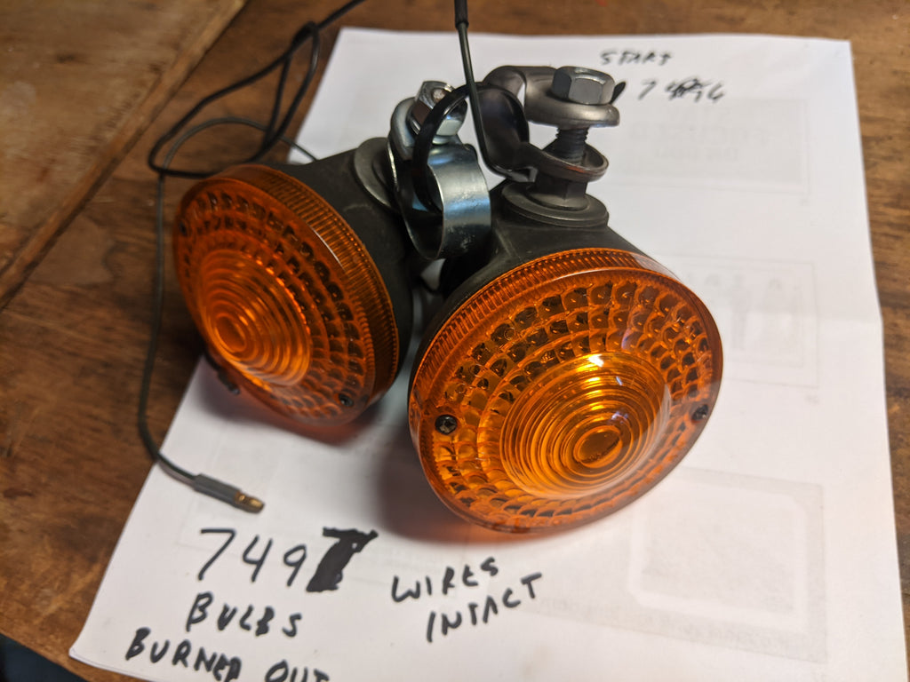 Yamaha Turn Signal Pair sku 7497 ClassicJapaneseMotorcycles