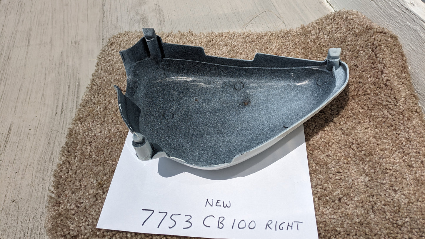 Honda CB100 new  right sidecover  white right sku 7753
