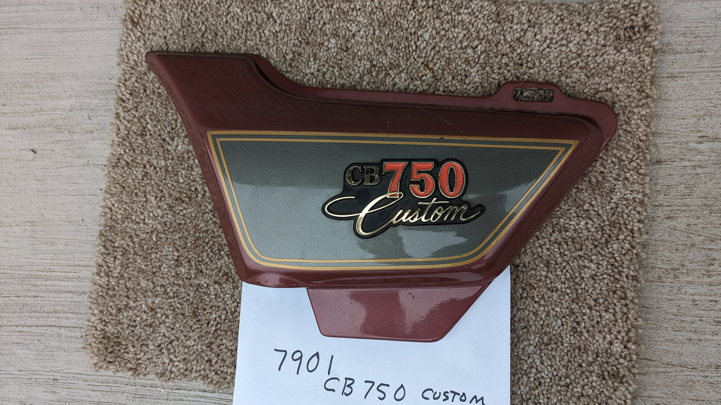Honda CB750C Custom OEM Left Sidecover  83700-425P sku  7901