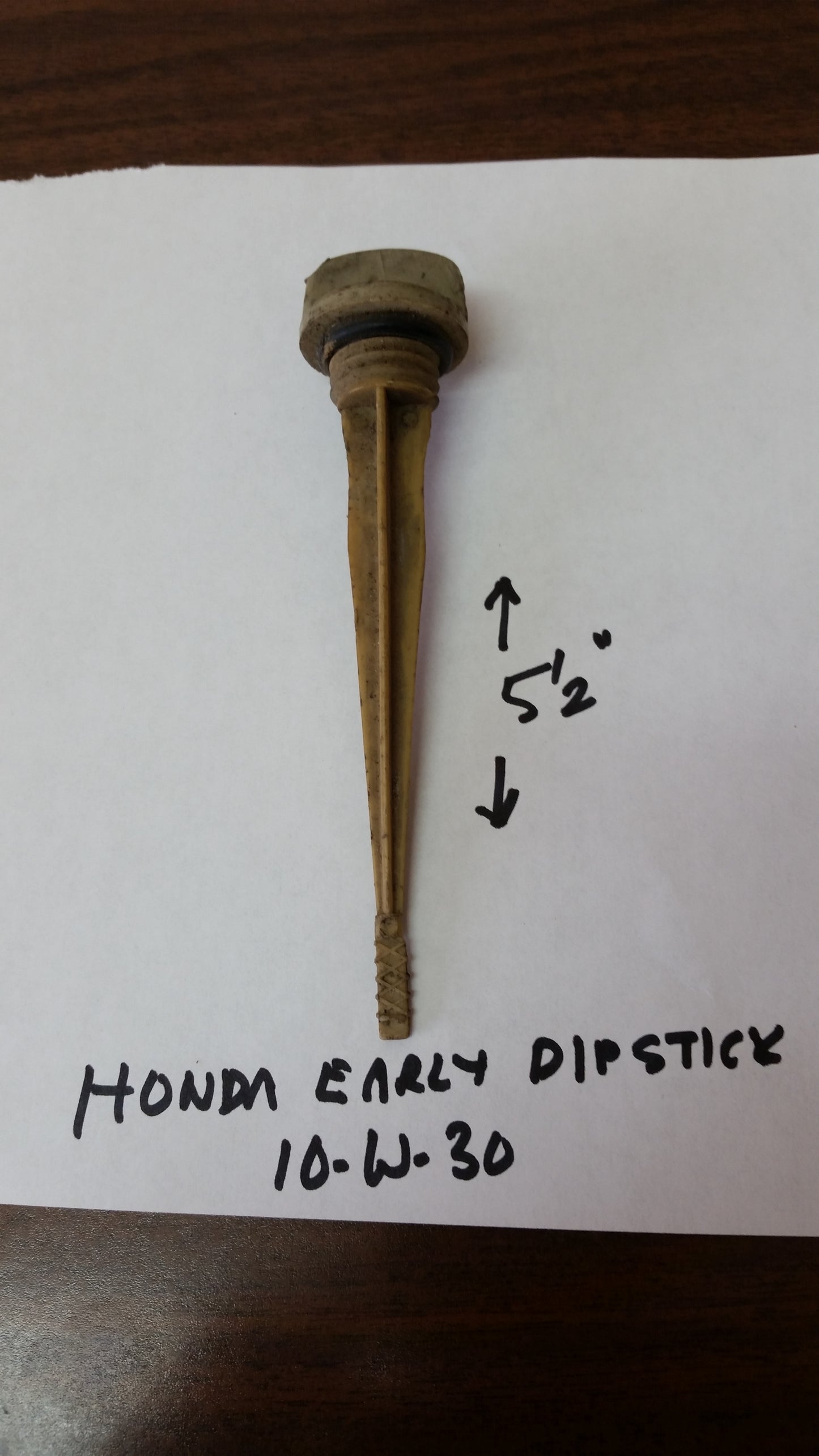 Honda Vintage Dipstick  Reads 10W30 1 Liter 5605