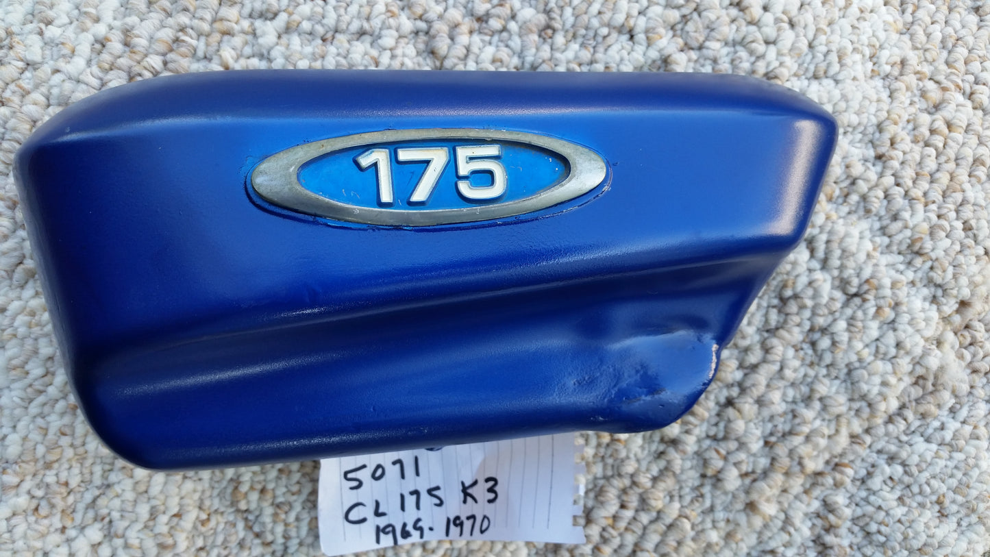 Honda CL175K3 sidecover left blue with badge sku 5071