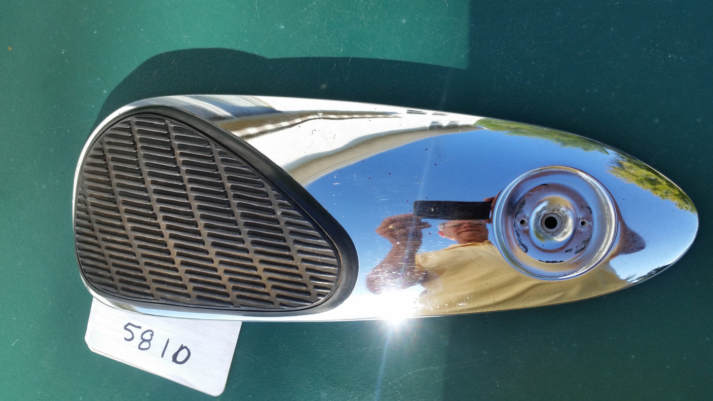 Honda Super 90 S90 rt Chrome Panel and Rubber knee pad  5810