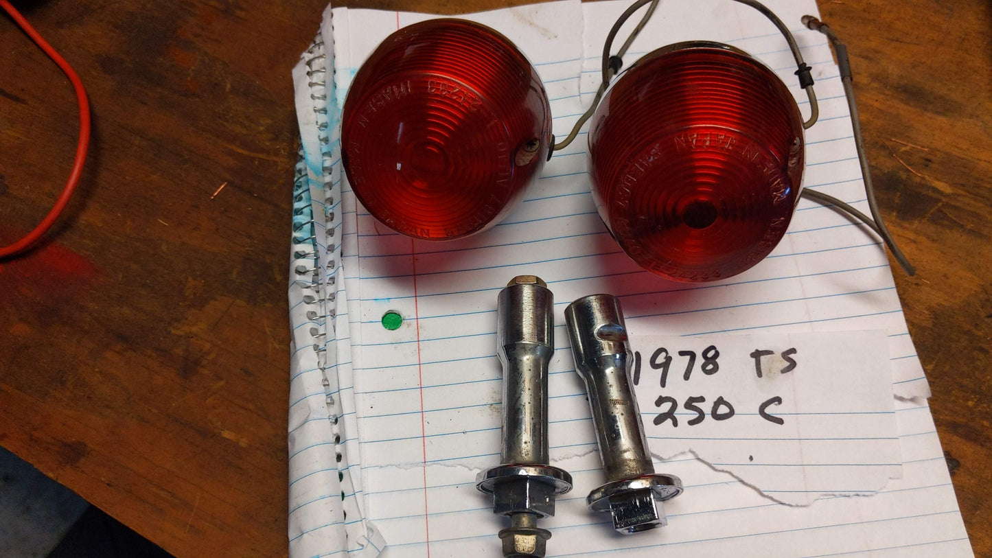 Sold Ebay 7/24/2020Suzuki TS250C rear turn signal pair 5936