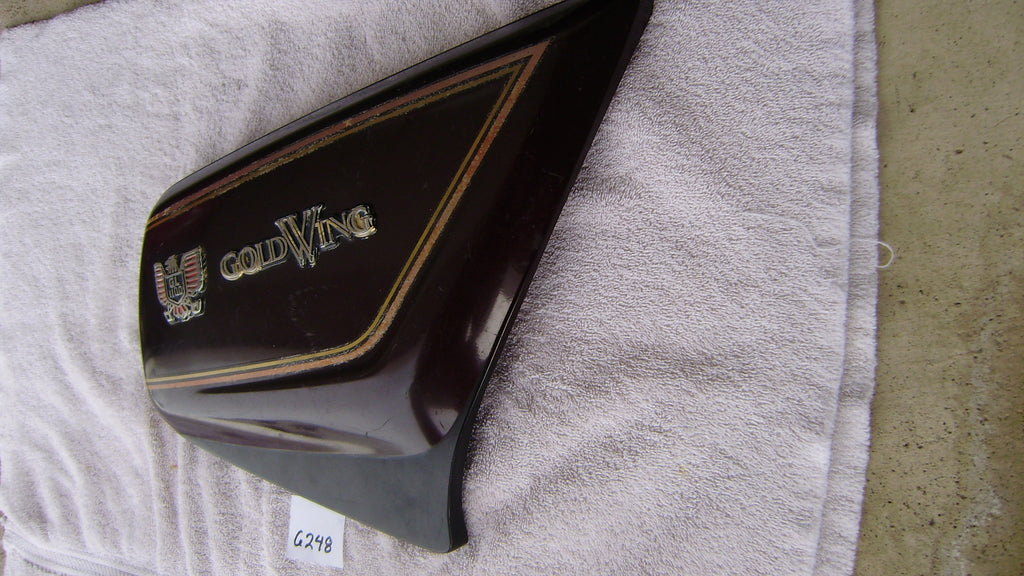 Honda GL1100 Goldwing Right sidecover Candy Regal Brown Honda part 836