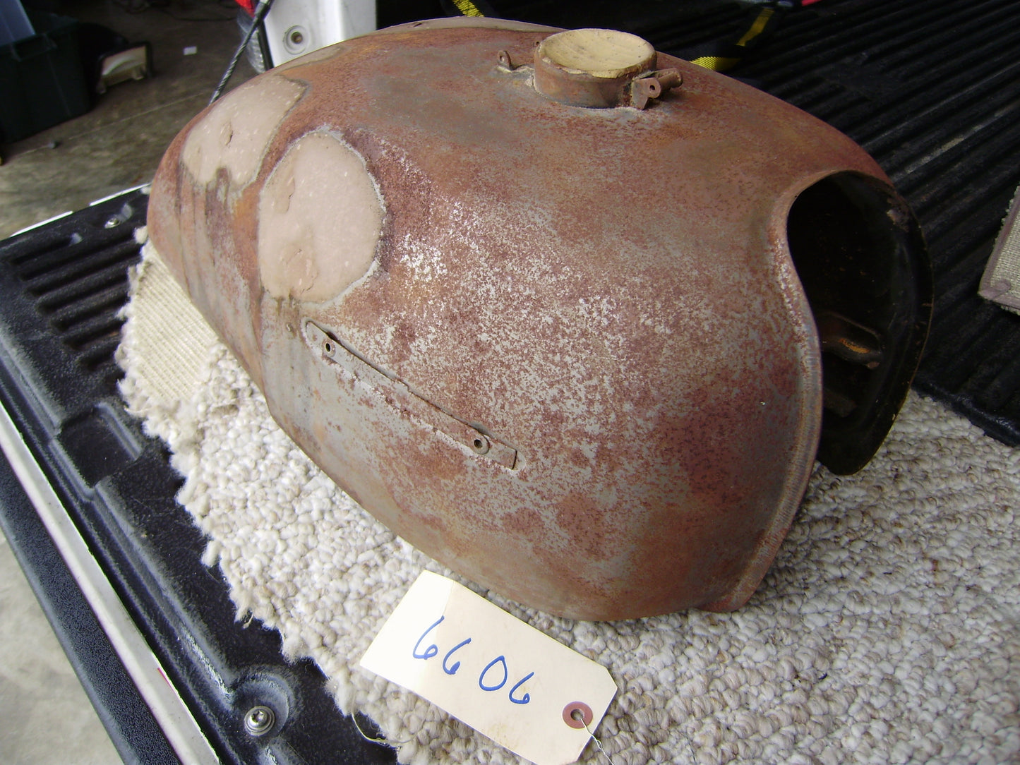 Honda CB500T OEM gas tank sku 6606