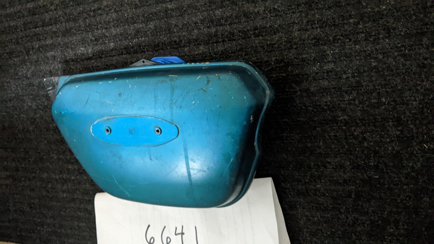 Honda  CB175 K4 Candy Blue Green right sidecover my sku 6641