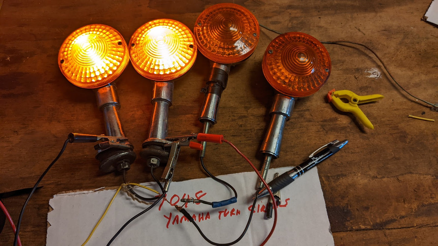 Yamaha  OEM Streetbike Turn Signal set working sku 7048A  or 7710