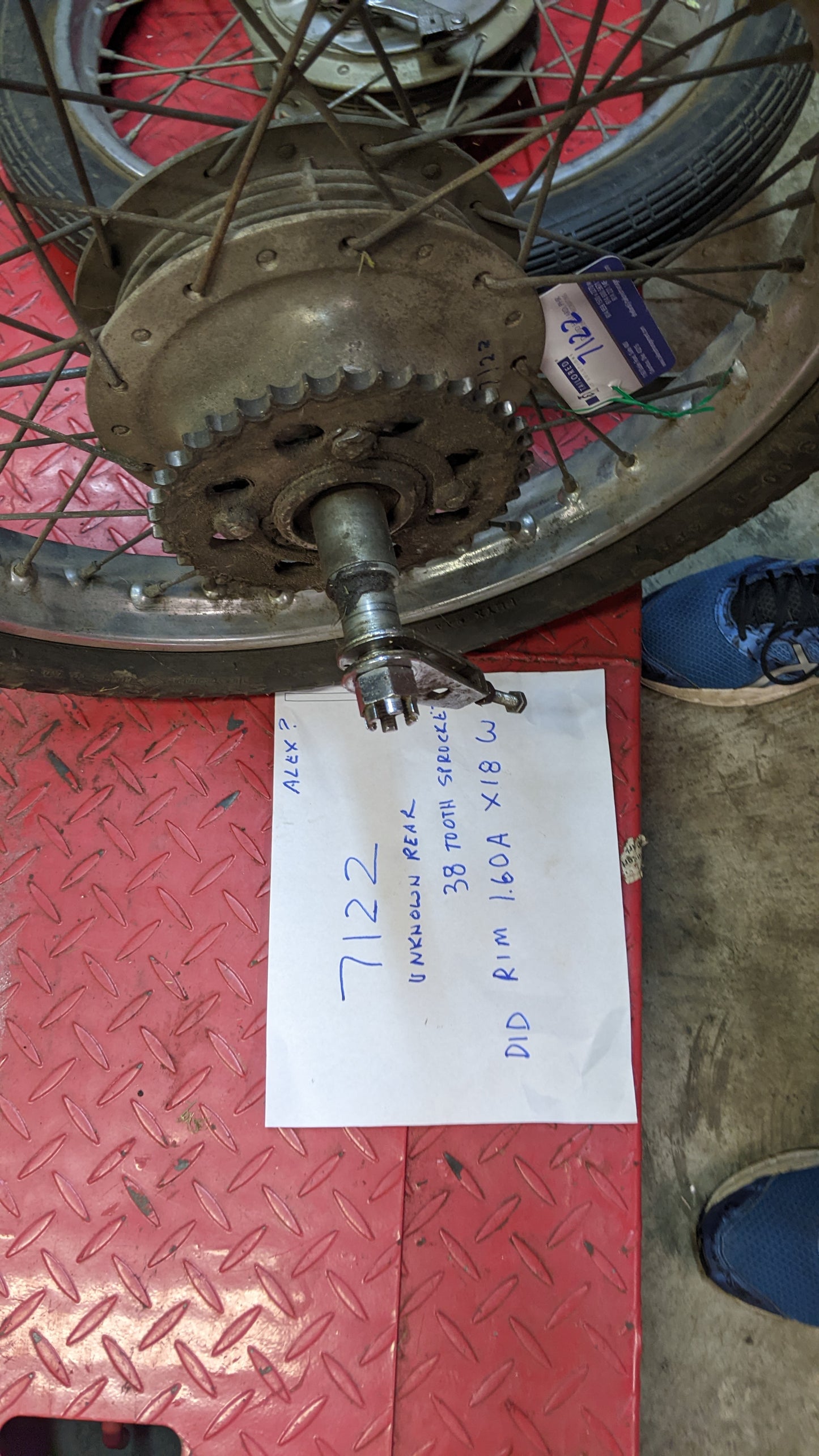 Honda CB175 Rear Rim/sprocket/axle DID 1.60A X18W   my sku 7122