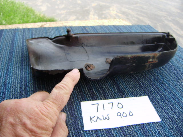 Kawasaki Z1 1973 OEM right sidecover with original badge my sku 7170