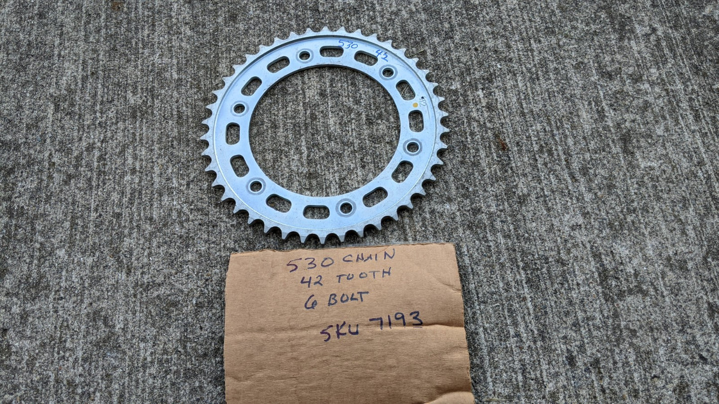 Motorcycle Sprocket NOS New, 42T 530 chain 6 bolt pattern sku 7193
