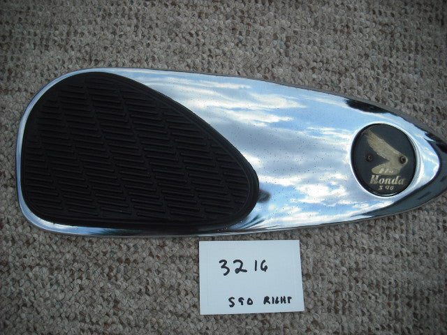 Honda Super 90 S90 rt Chrome Panel Rubber and S90 badge sku 3216