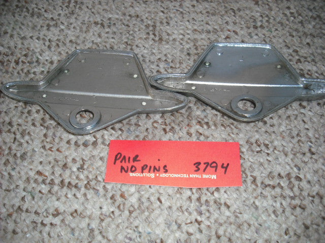 Honda CB450 CL450 K6 K7 Badge Pair 3794