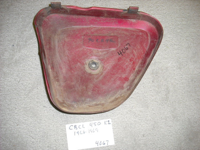 Honda CB450K1 CL450K1 OEM sidecover Right Red  sku 4067