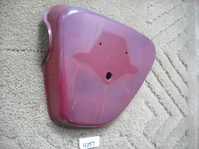 Sold Honda CB450 red left sidecover 4097