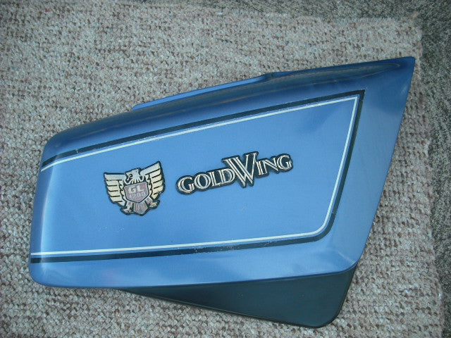 Honda Gold Wing GL1200 Sidecover right blue 83600-MG9-0000 sku 1787