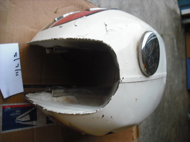 Honda CB100 1971-1972 Red Gas Tank