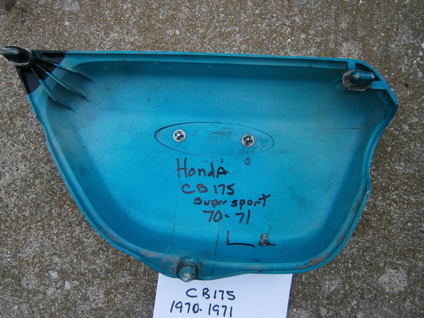 Sold on Ebay Honda CB175K4 K5 left Blue Sidecover with. badge 17231-315-000 sku 4474