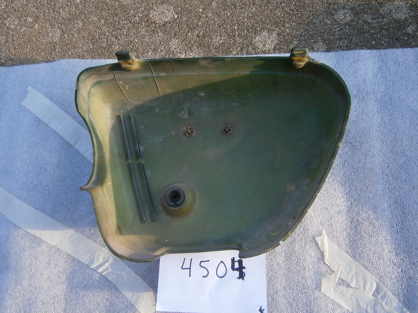 Honda CB350rightt Sidecover Tyrolean Green with badge 4504