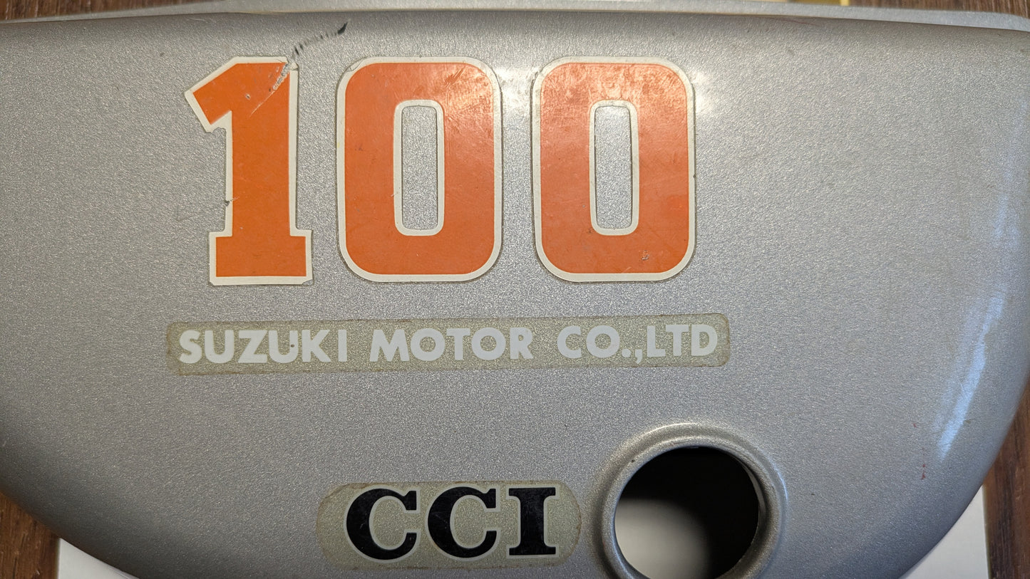 Suzuki TS100  1974 Oil tank  Sidecover Stardust silver Gray sku 1072
