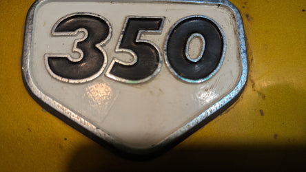Honda CB350K2 1970 left  gold sidecover with white badge sku 3211