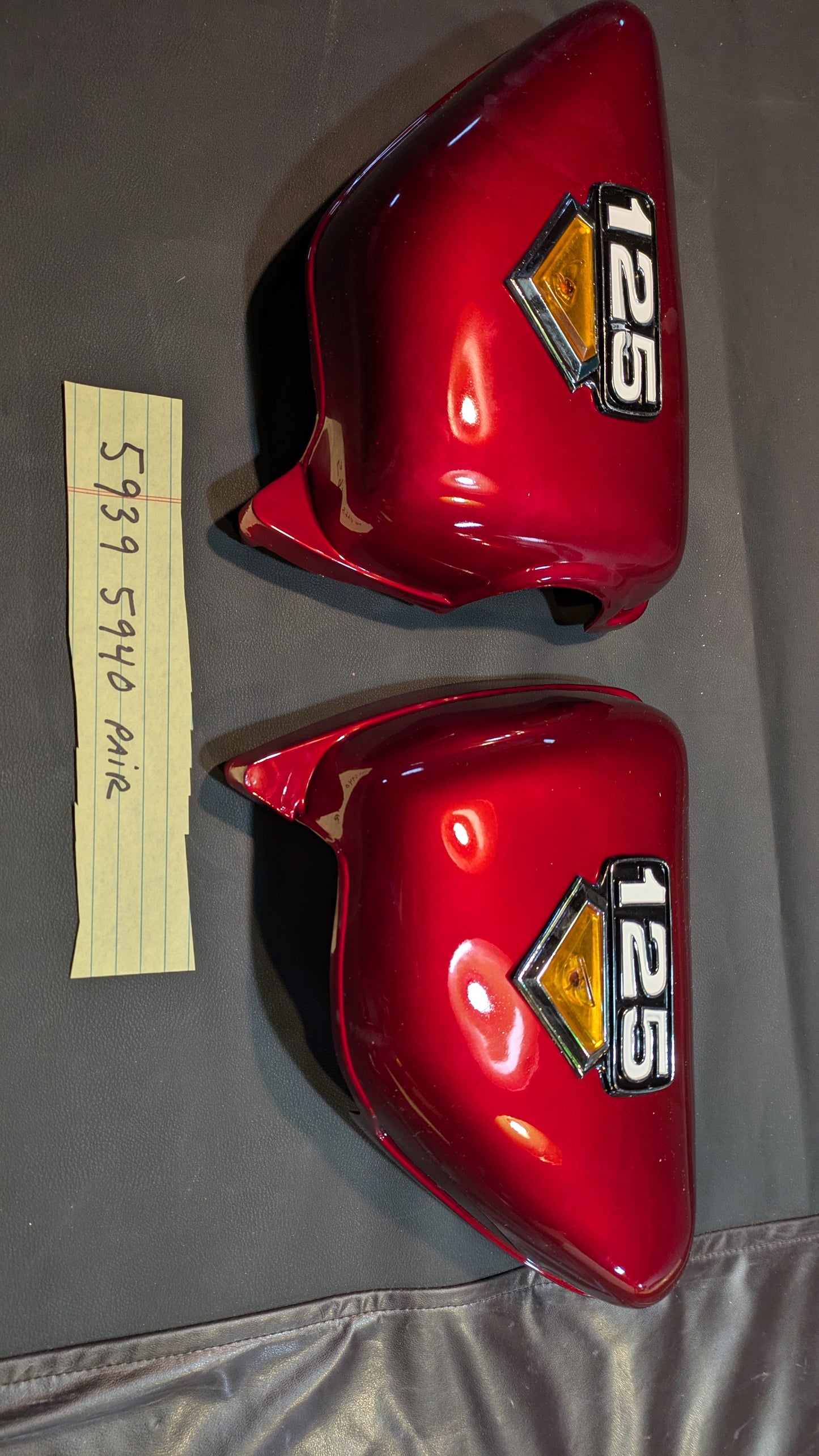 Honda CB125 New Aftermarket Red  sidecover pair  my  sku 59395940