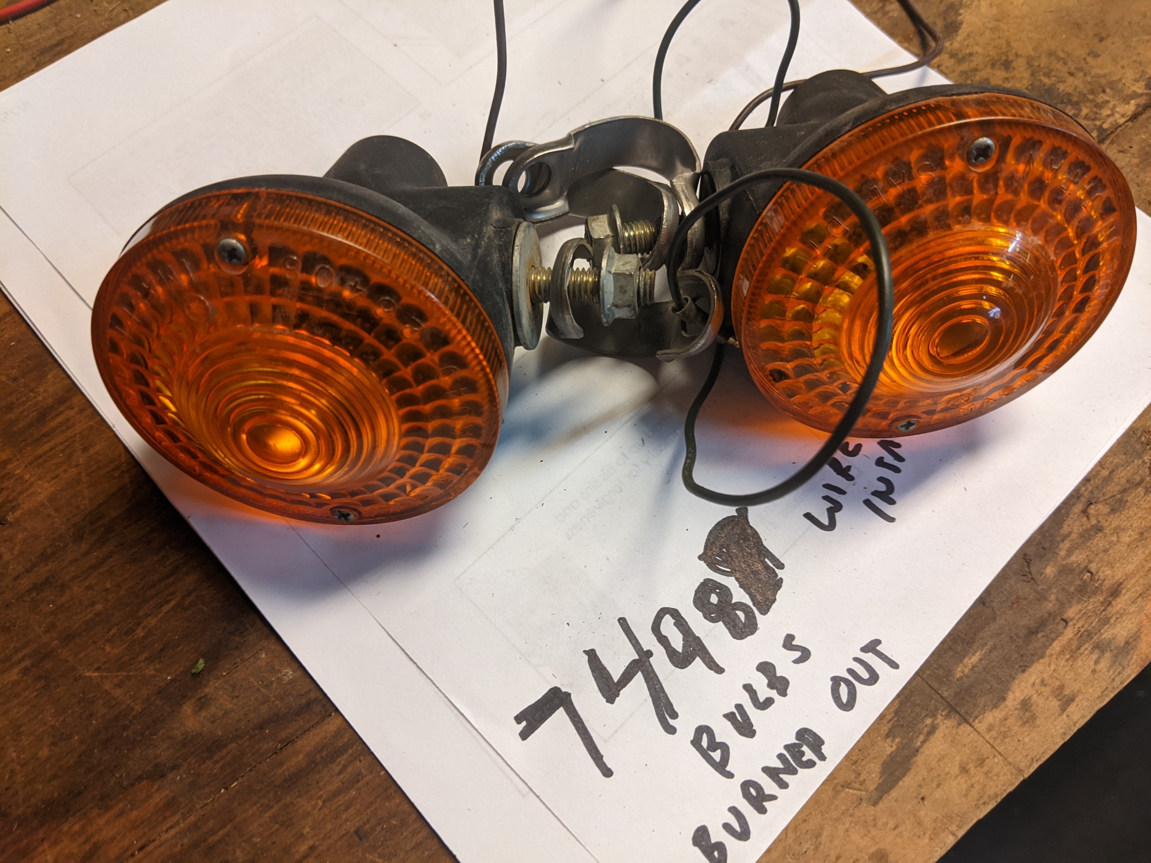 Pair Amber Halogen Turn Signal Indicators – Front/Rear For Yamaha – Left & Right