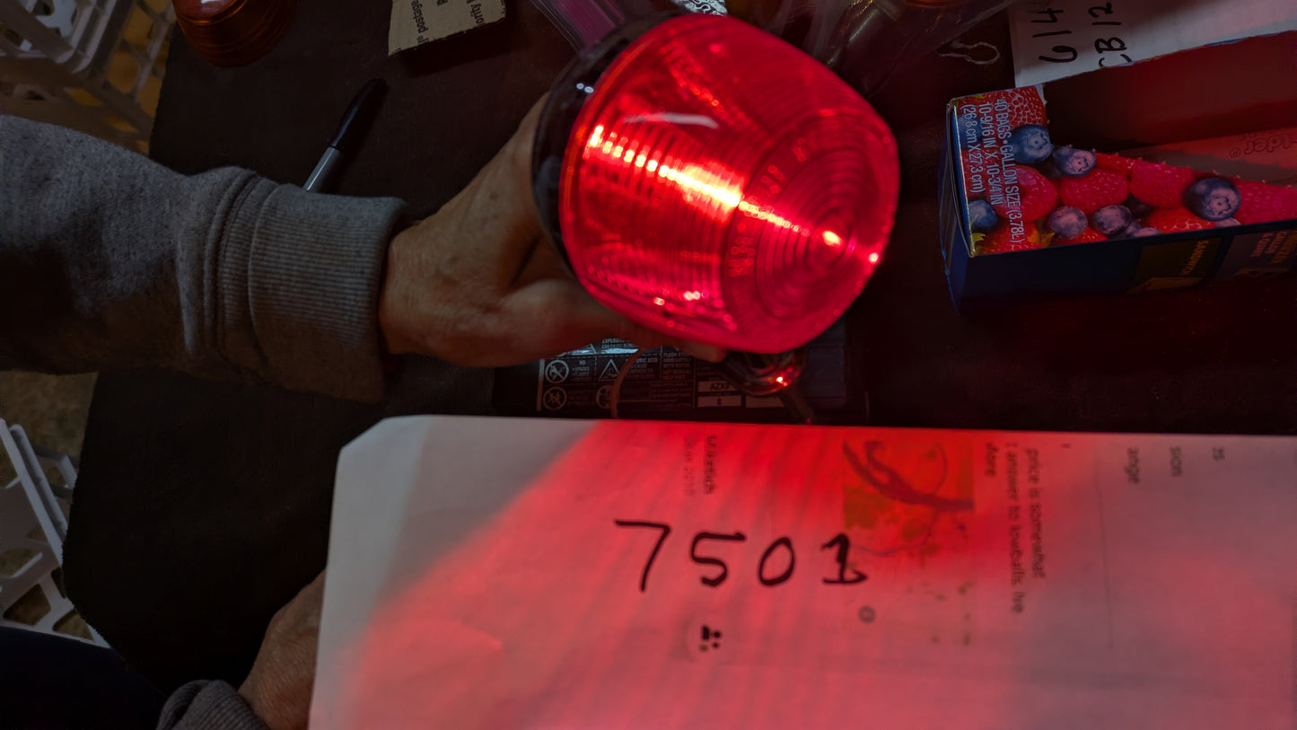 Yamaha Suzuki OEM Red turn signal like new sku  7501