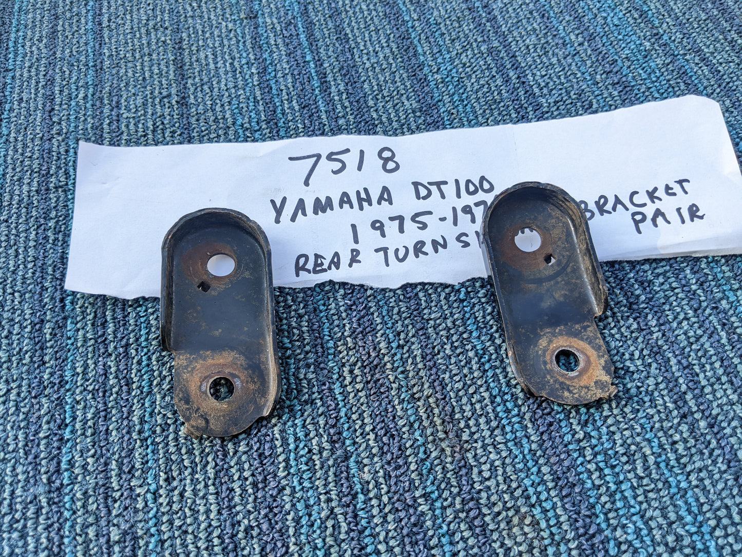 Pair Of Rear Foot Pegs For Yamaha DT100 DT125 DT175 - AM SUPERCUB AM/887