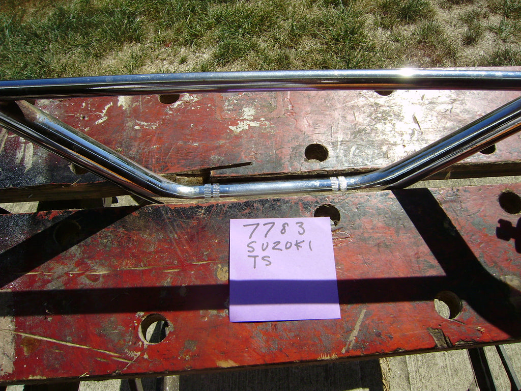 SUZUKI T125 STINGER/TC120 TRAIL CAT HANDLEBAR HOLDER LOWER EARLY NOS