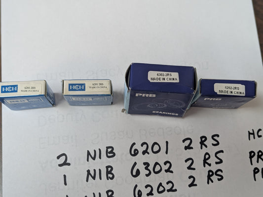 Suzuki New in box Bearing selection sku 8115