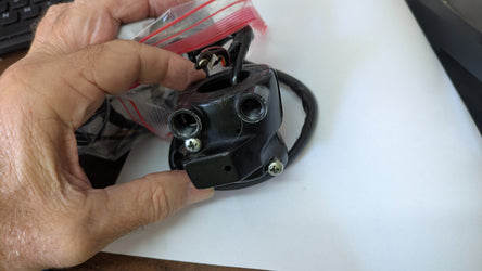 Honda CB400F OEM front right switch for parts only sku 8124