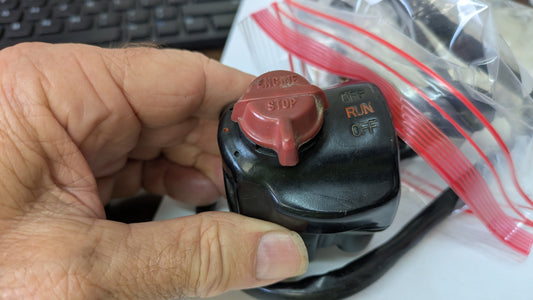 Honda CB400F OEM front right switch for parts only sku 8124