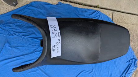 Suzuki GS500  OEM Seat 2004-2009 models Like New my sku 8329