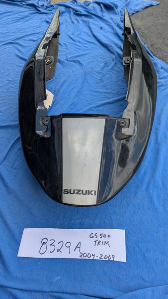 Suzuki GS500  Black OEM Seat  Faring Trim 2004-2009 models sku 8329