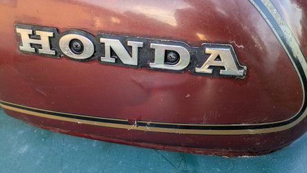 Honda 1979 CX500D Deluxe Candy Presto Red Gas Tank sku 8385