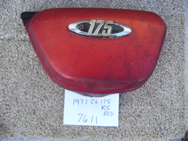 Honda CB175 K5 1971 Right Sidecover sku 7611