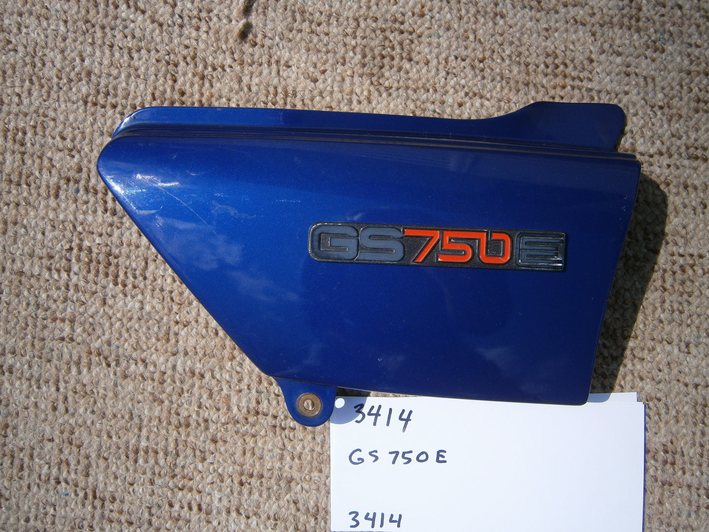 Sold ebay 4/20/21Suzuki GS750E Blue Sidecover with badge sku  1499
