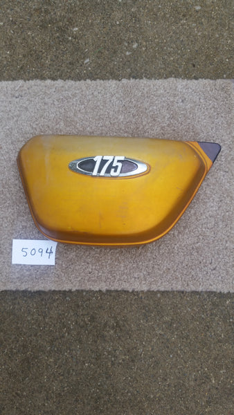 Honda CB175 Sidecover left gold 5094