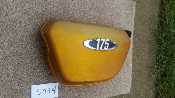 Honda CB175 Sidecover left gold 5094