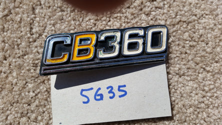 Honda CB360 Sidecover Badge One Pin 5635