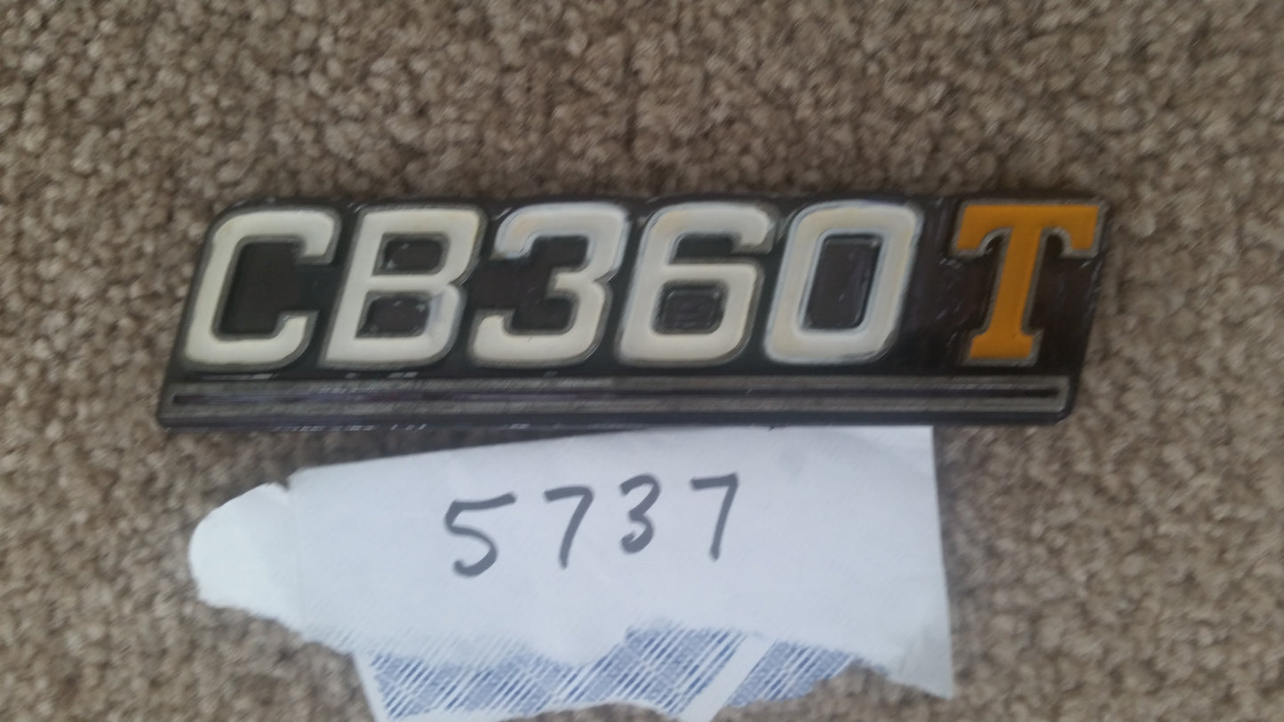 Honda CB360T Sidecover Badge  5737