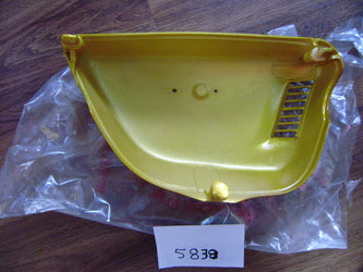Sold on Ebay 03/10/2020 Honda CB175 sidecover left candy gold sku 5838