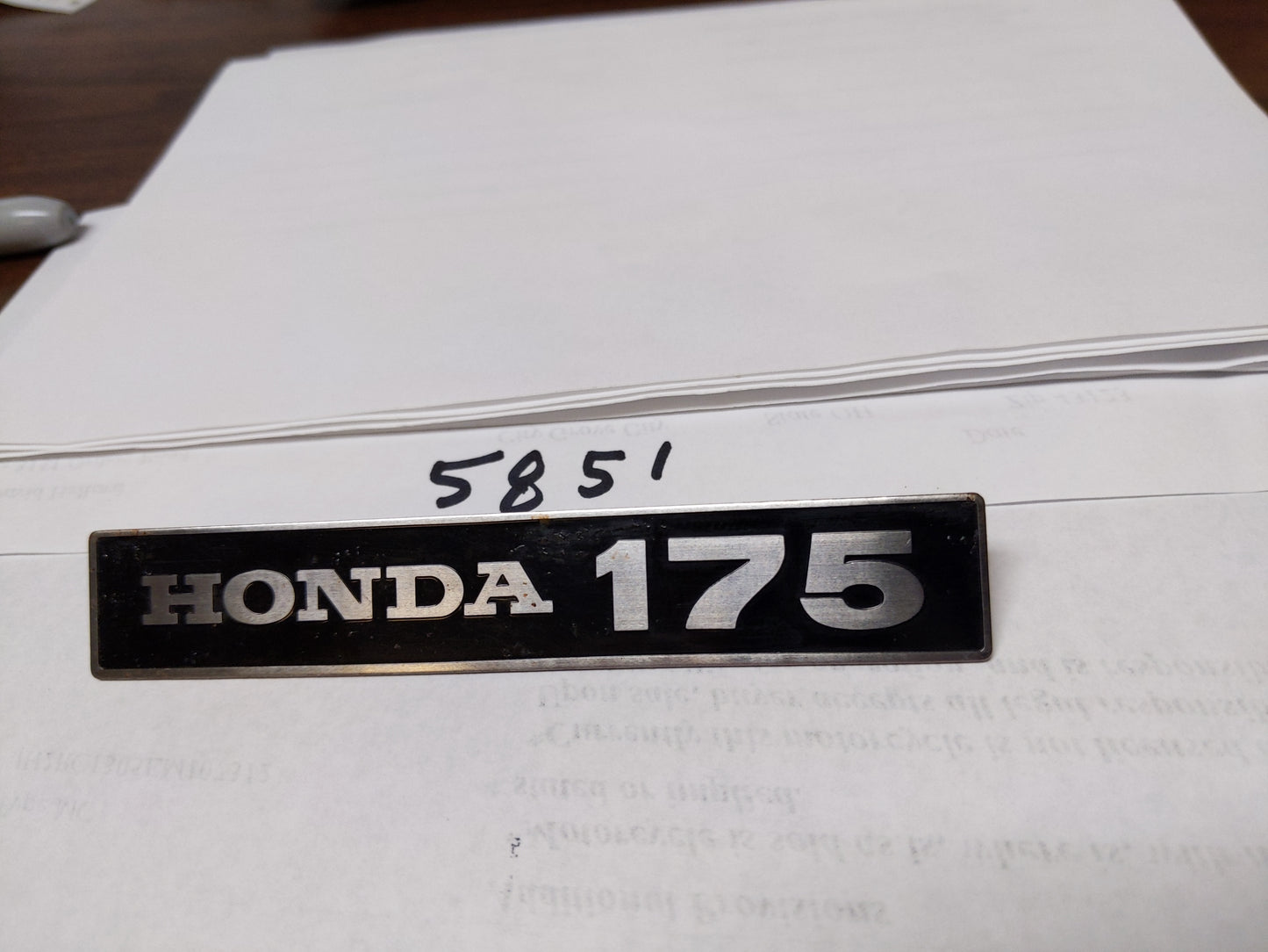 Duplicate Not on Web Honda CA175 Touring Sidecover Badge 175  87128-237-670 my sku 5851