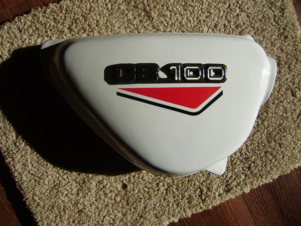 Honda CB100 or CB125  New White sidecover right   red decals sku 6154