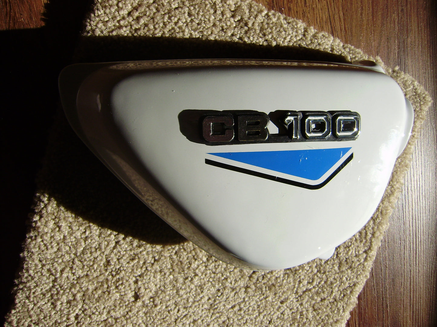 Honda CB100 New White sidecover Pair blue decals sku 6156