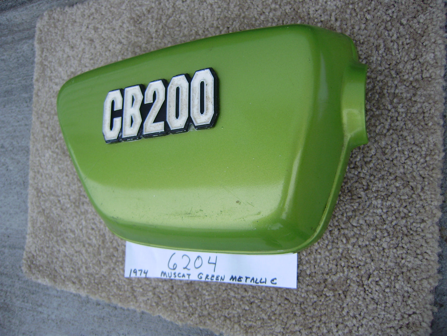 Sold Ebay 3/2/2021 Honda CB200 sidecover right Muscat Green Metallic sku 6204