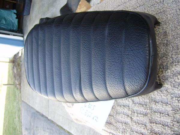Honda SL350K2 NOS OEM Seat Honda Part 77100-340-670A sku 6305