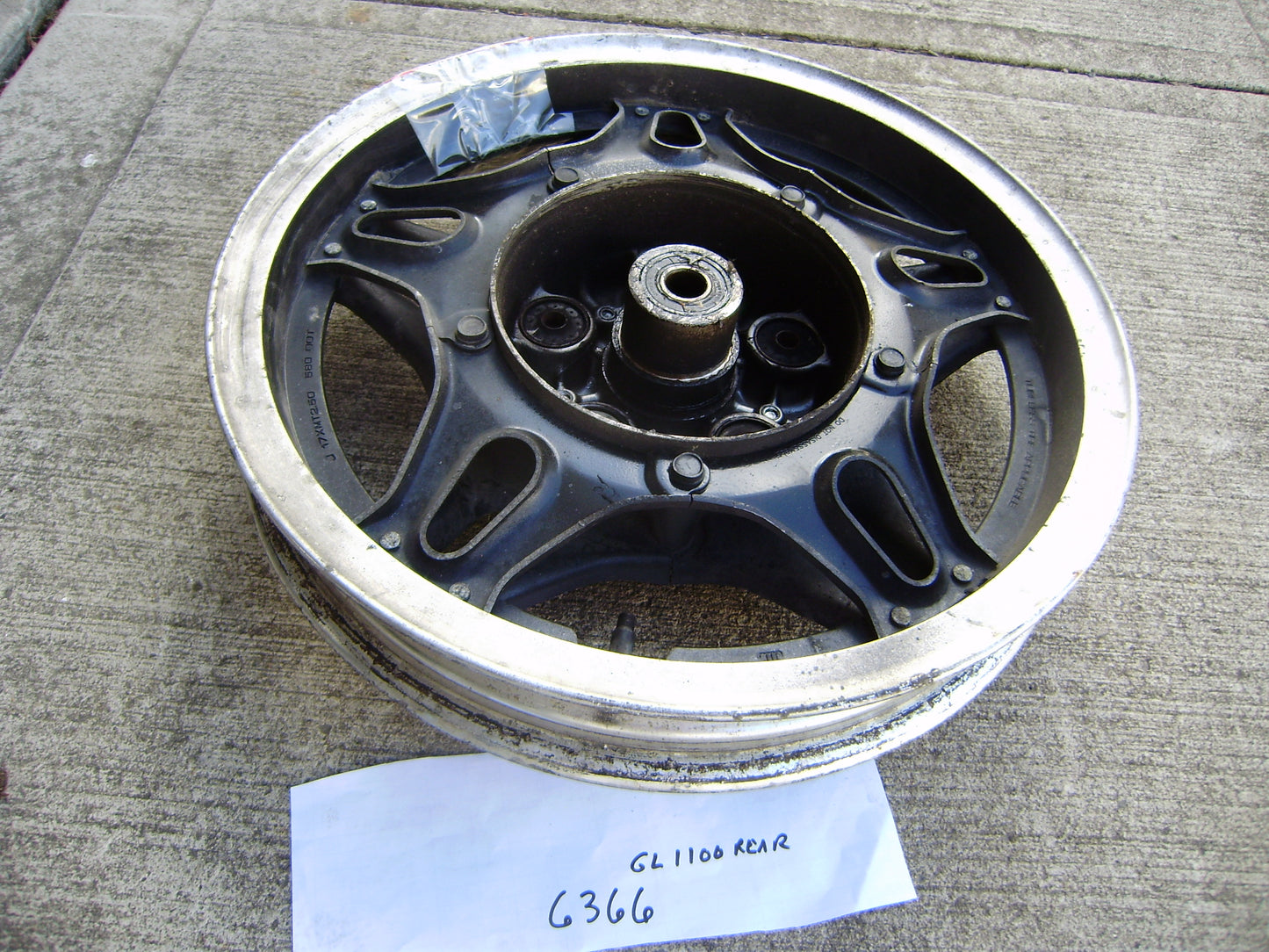 Honda GL1100 1981 rear 2.50 X17 wheel sku 6366