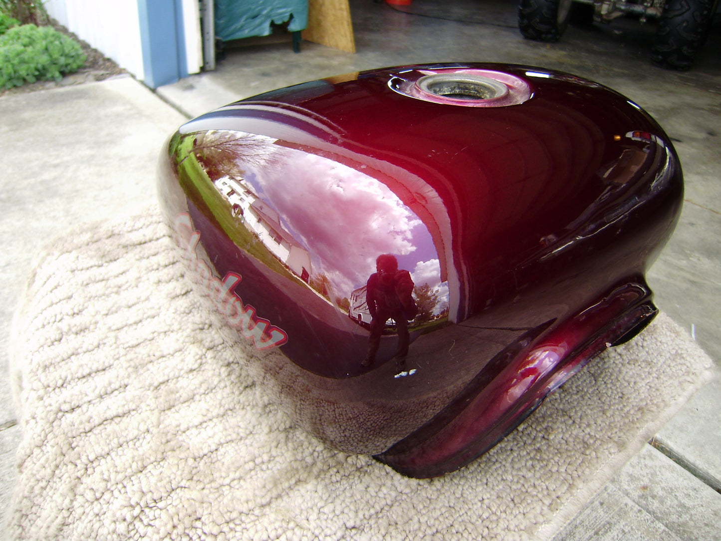 Sold Ebay 4/29/21 Honda VT600C Shadow Gas Tank Candy Wineberry Red With Damage sku 6573
