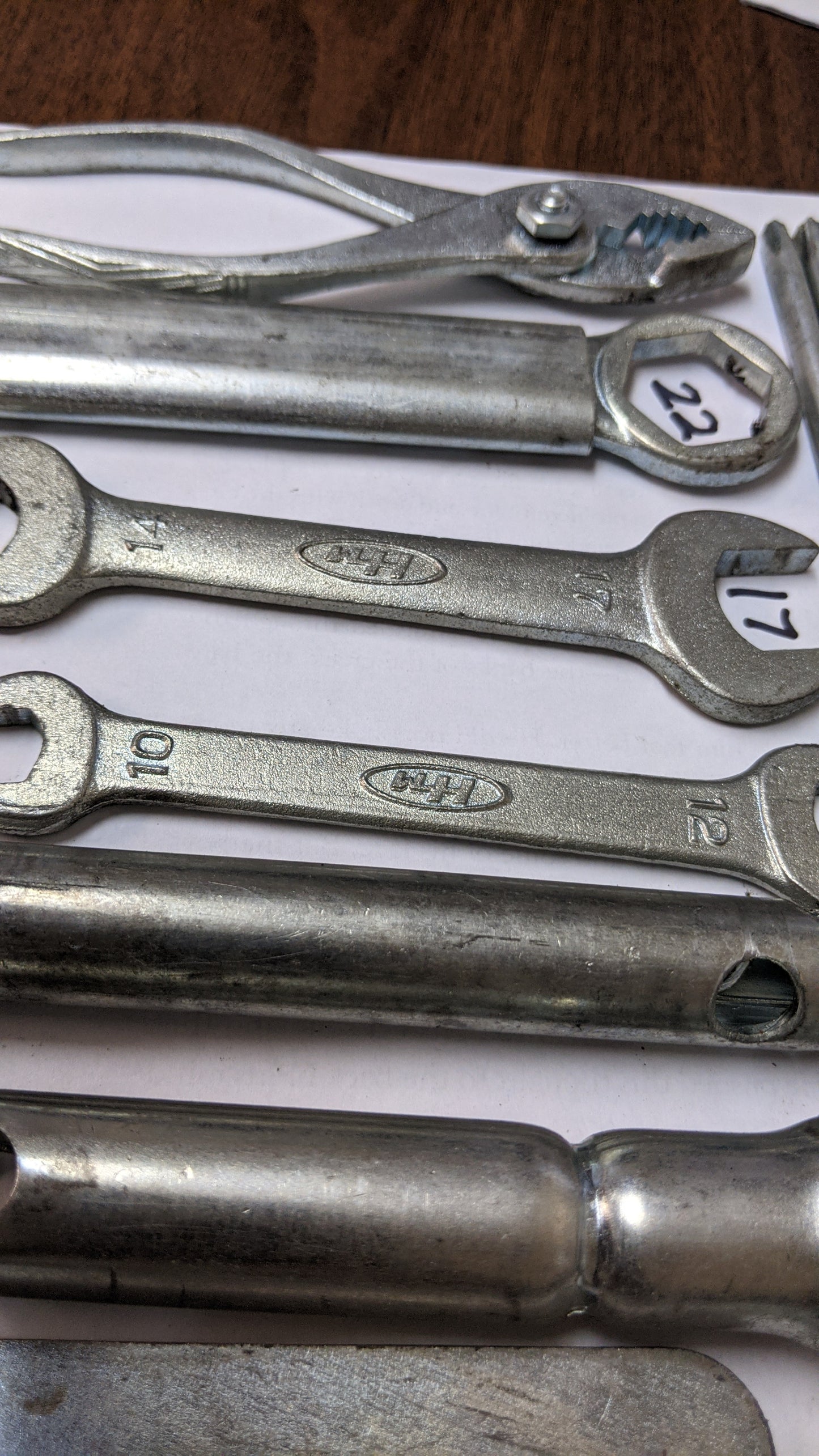 Honda CB400F OEM tool kit Museum Quality Tools 89010-377-000 sku 6642